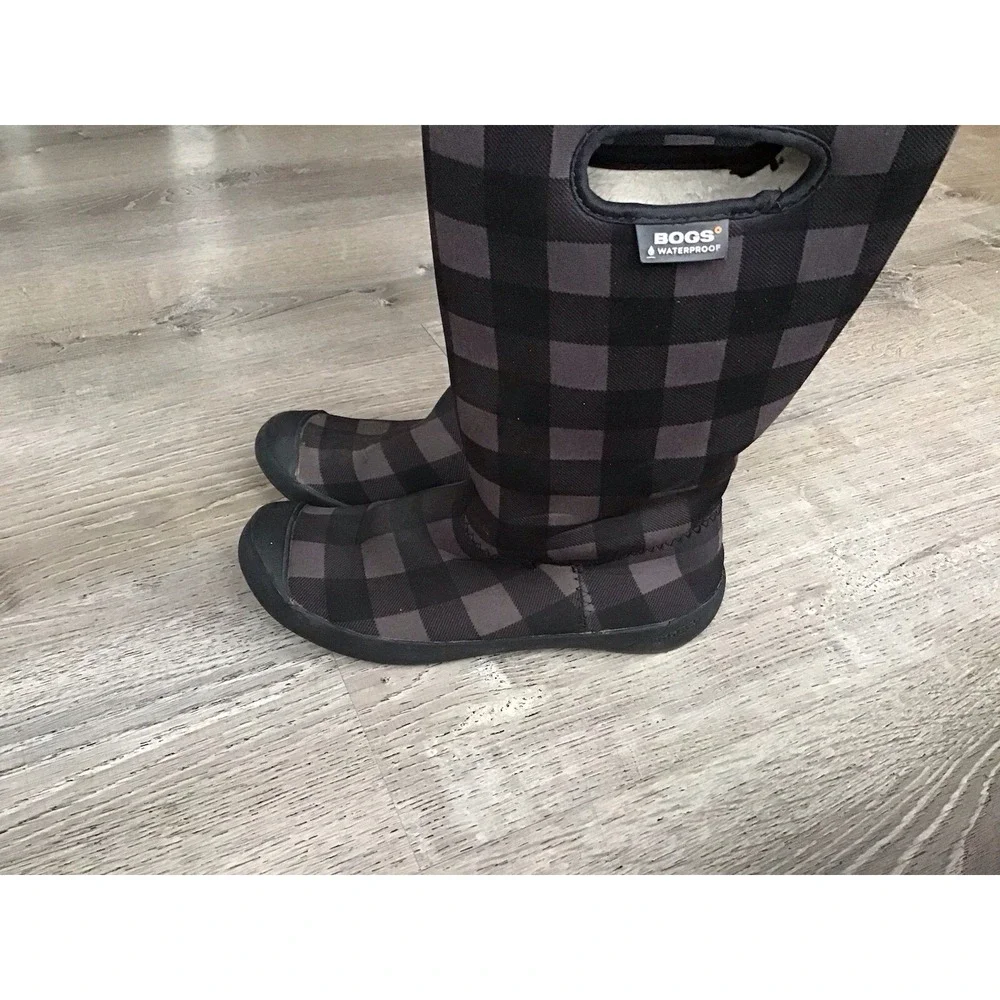 Bogs Summit Buffalo Womens Size 6 Light Weight Waterproof Boots Black Grey Plaid